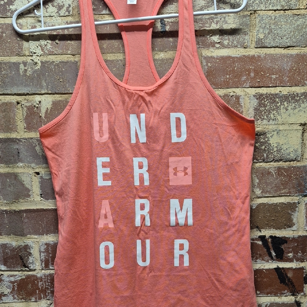 Under armour NEW women’s racerback loose fit tank top coral. Small Heat GEAR